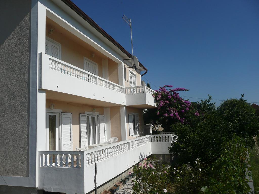 Palit Apartment Dudic מראה חיצוני תמונה